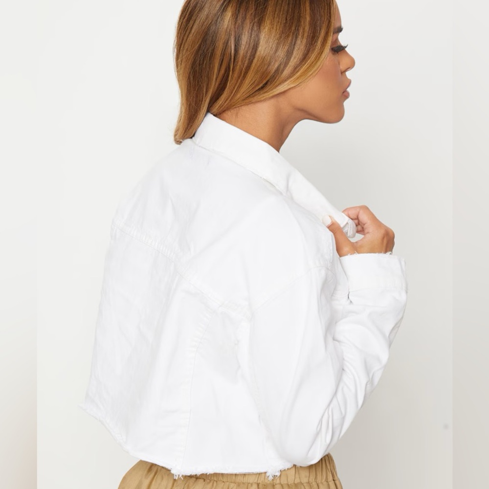 PrettyLittleThing Raw Edge Cropped White Denim Jacket Size 10 - Picture 10 of 12